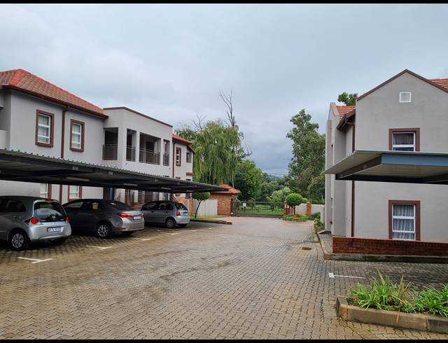 2 BEDROOM APARTMENT FOR SALE IN SAXONWOLD